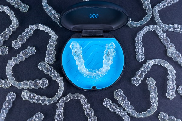 How Invisalign® Clear Aligners Straighten Teeth
